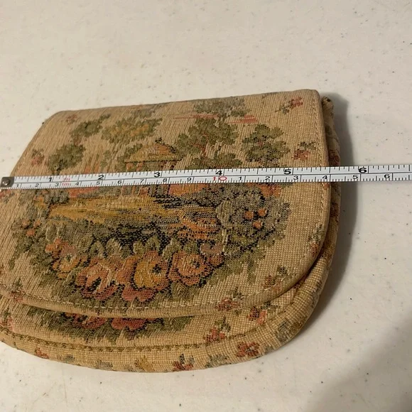 Vintage Elegant Tapestry Small Clutch Bag - Picture 8 of 9